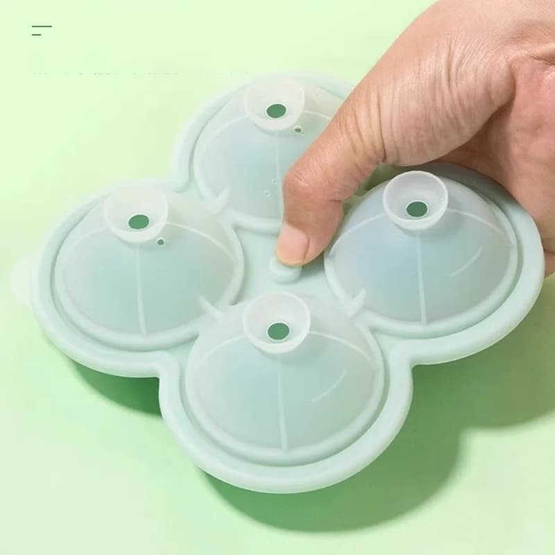 תבנית גדולה לכדור קרח 6.5cm